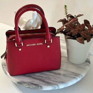 NWT Michael Kors Mini Red Scarlet Savannah Saffiano LeatherTop Double Handle Bag